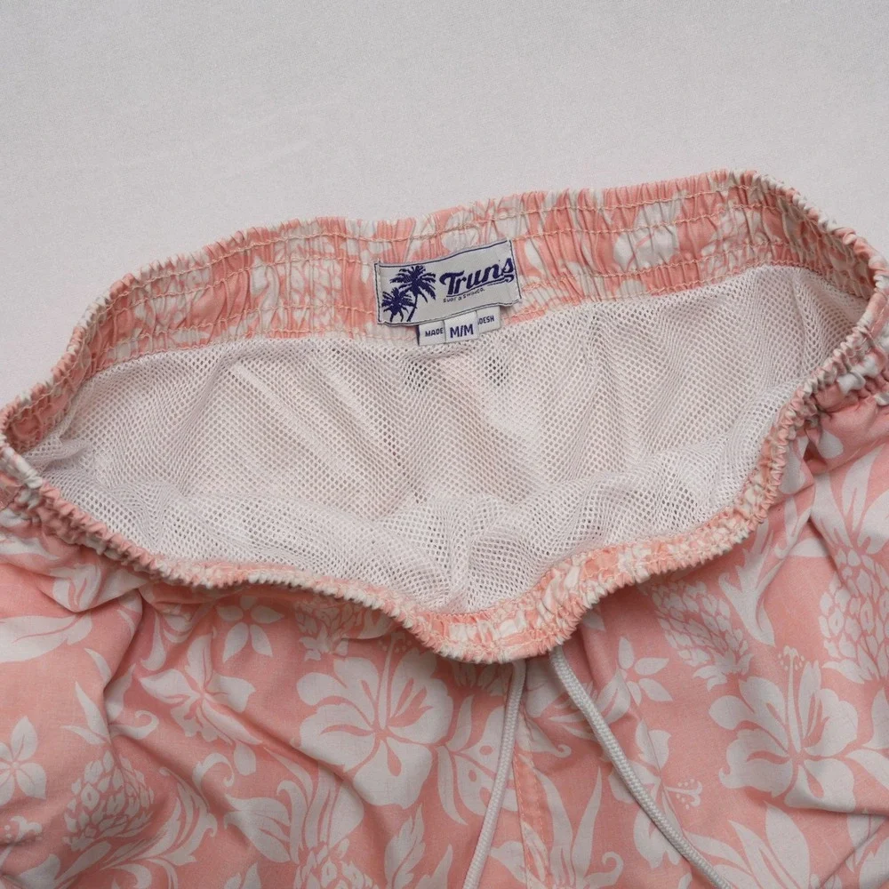 Trunks Surf & Swim Co. key features